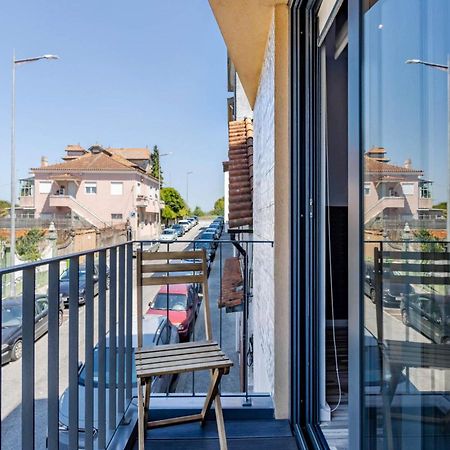 Host Wise - Amadeo Apartments Вила-Нова-ди-Гая Экстерьер фото