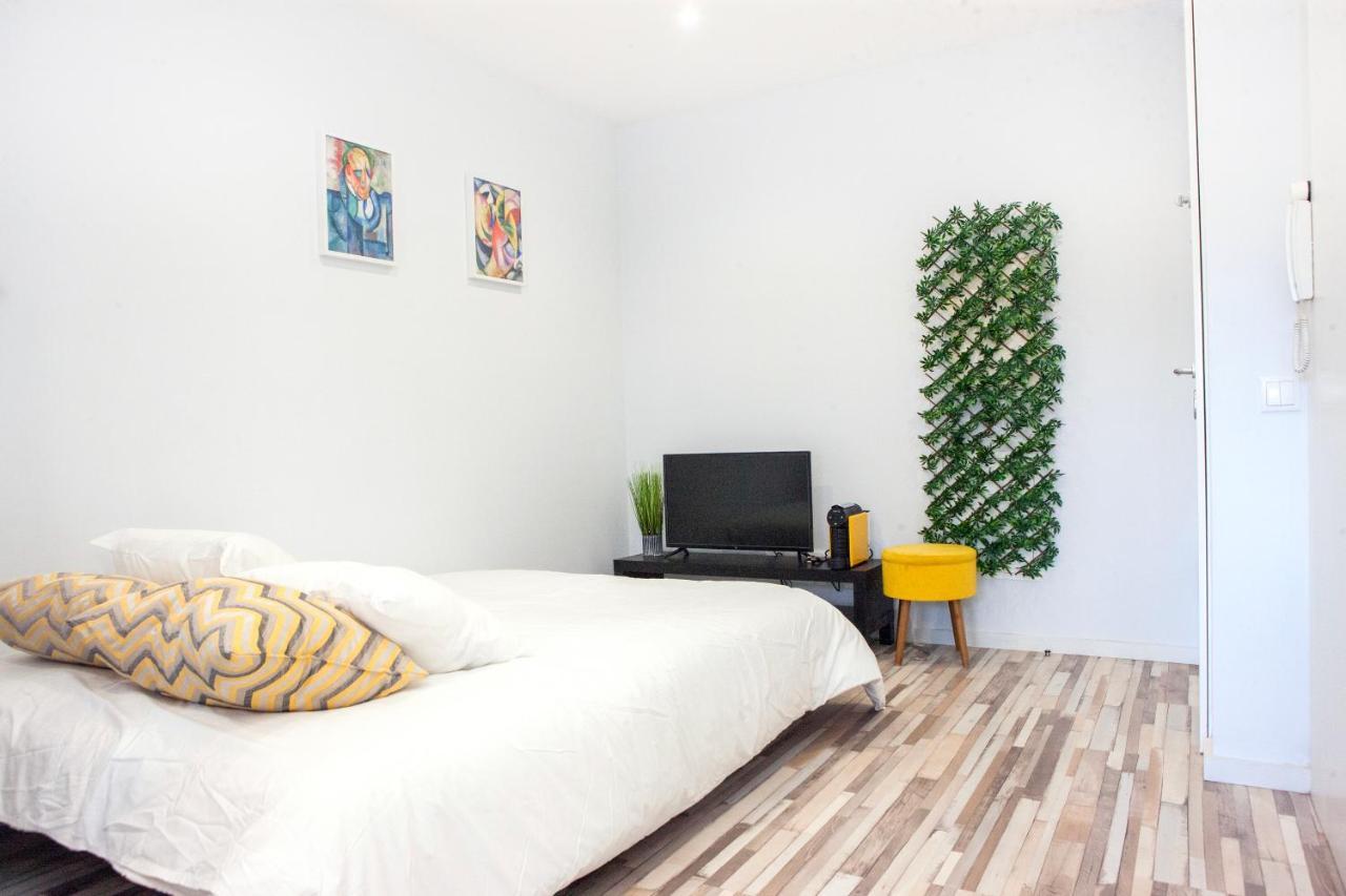 Host Wise - Amadeo Apartments Вила-Нова-ди-Гая Экстерьер фото
