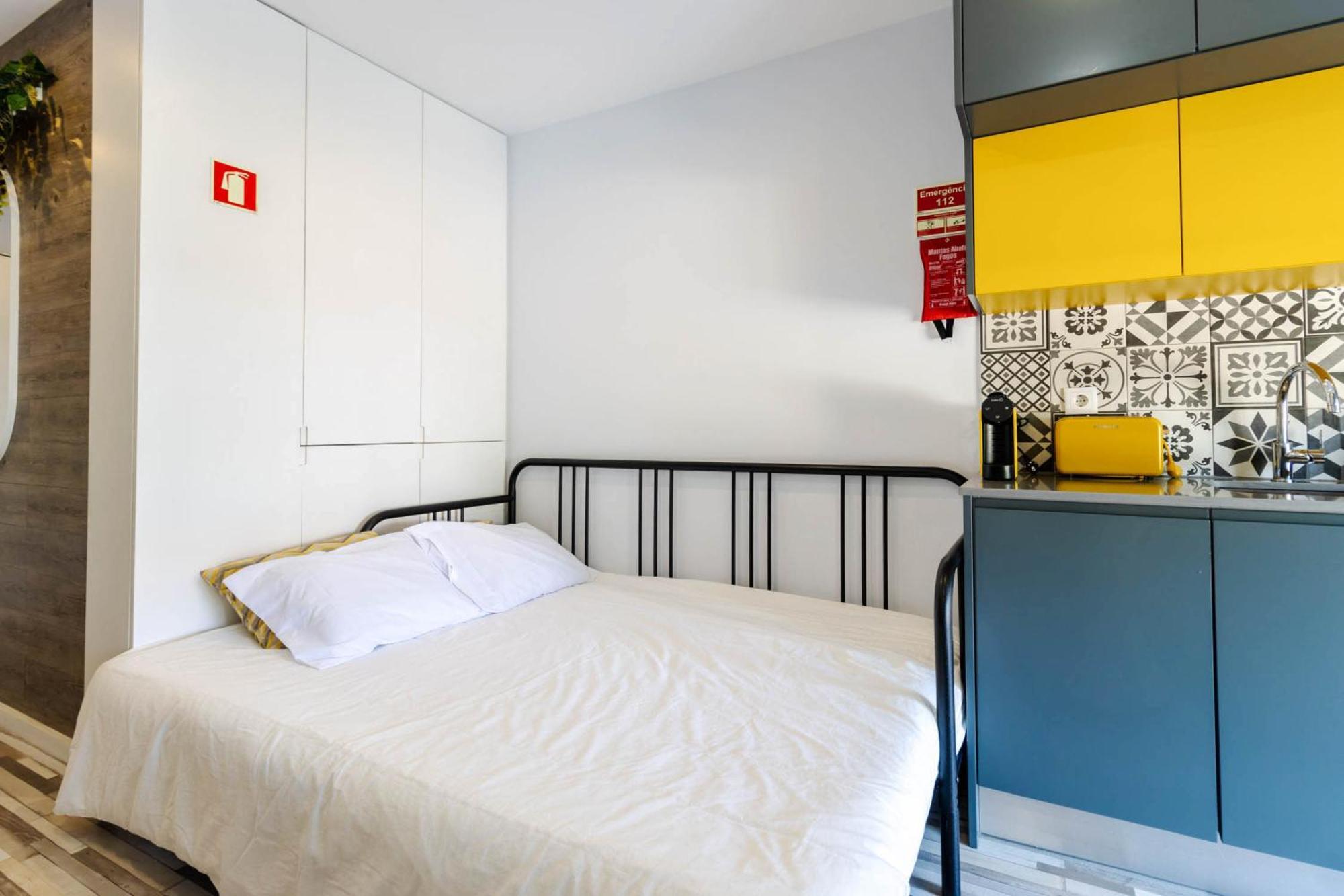 Host Wise - Amadeo Apartments Вила-Нова-ди-Гая Экстерьер фото